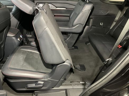 Used 2025 Ford Explorer ST image 44