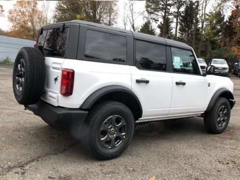 Used 2024 Ford Bronco Big Bend AWD/4WD image 3