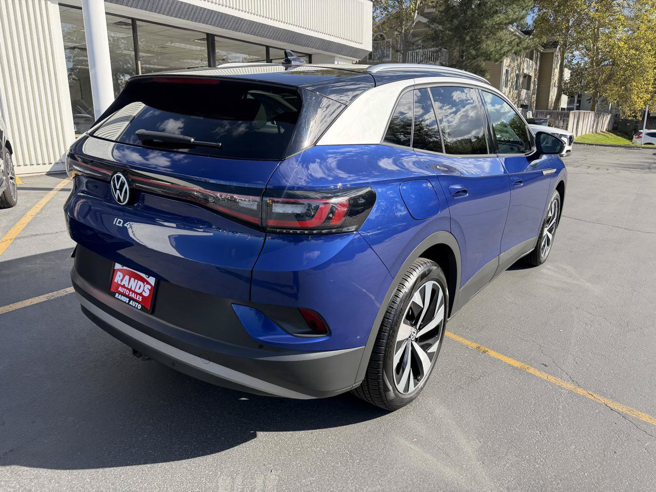 Used 2022 Volkswagen ID.4 Pro S w/ Gradient Package AWD/4WD image 10