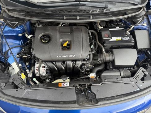 Used 2017 Kia Forte LX FWD image 18