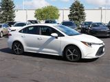 Used 2022 Toyota Corolla LE image 2