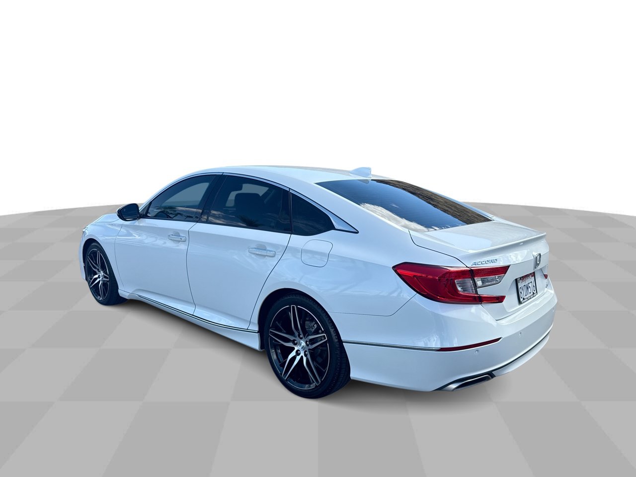 Used 2021 Honda Accord Touring image 6