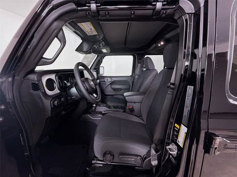 New 2026 Jeep Gladiator Sport image 11
