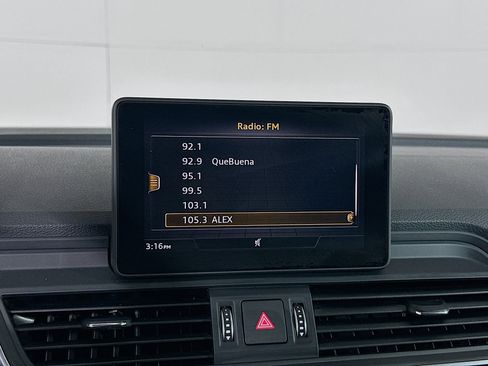 Used 2018 Audi Q5 2.0T Premium w/ Convenience Package image 19