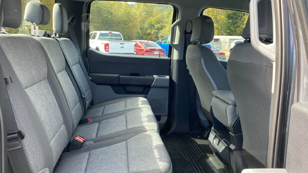 New 2027 Ford F450 XL w/ 360-Degree Camera Package AWD/4WD image 13