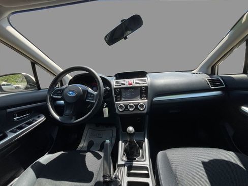 Used 2015 Subaru Crosstrek 2.0i Premium AWD/4WD image 9