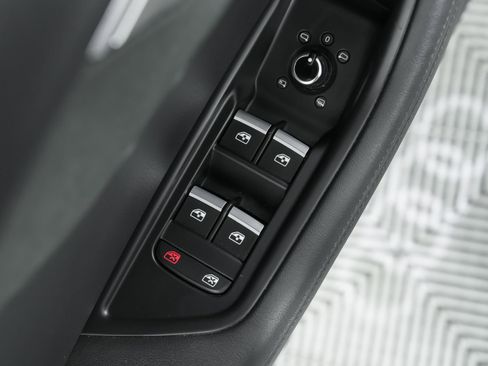 Used 2019 Audi A4 2.0T Premium Plus w/ Premium Plus Package image 40