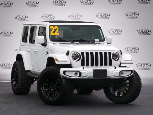 Used 2022 Jeep Wrangler Unlimited Sahara AWD/4WD image 2
