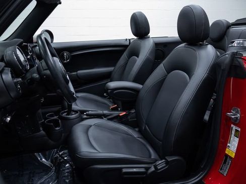 Used 2020 MINI Cooper Convertible FWD image 21