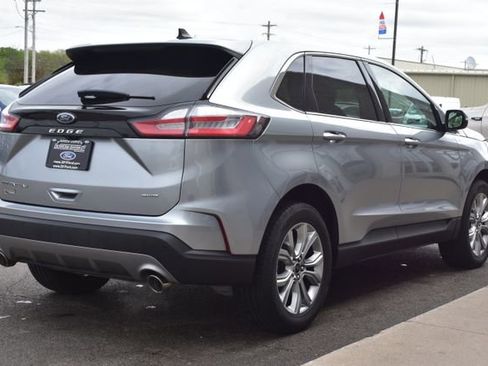 Used 2024 Ford Edge Titanium AWD/4WD image 10