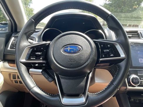 Used 2018 Subaru Outback 2.5i Limited AWD/4WD image 15