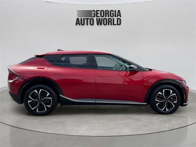Used 2022 Kia EV6 Wind RWD image 15