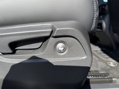 New 2025 Honda Pilot EX-L image 18