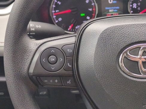 Certified 2022 Toyota RAV4 XLE w/ Convenience Package image 24