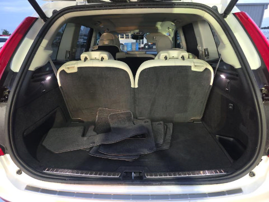 Used 2024 Volvo XC90 T8 Ultimate AWD/4WD image 8