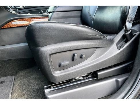 Used 2017 Chevrolet Tahoe Premier AWD/4WD image 26