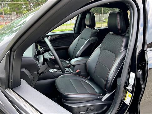 Used 2024 Ford Escape ST-Line w/ Tech Pack #1 AWD/4WD image 24