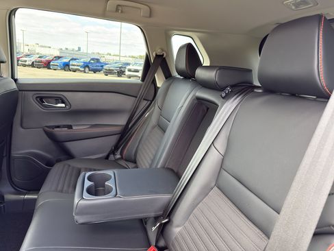 New 2026 Nissan Rogue SV w/ Rock Creek Premium Package AWD/4WD image 33