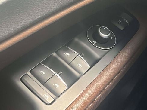 Used 2019 Alfa Romeo Stelvio Ti Sport w/ Quick Order Package 22S Sport AWD/4WD image 30