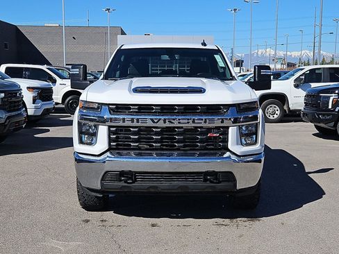 Used 2023 Chevrolet Silverado 2500 LT image 9