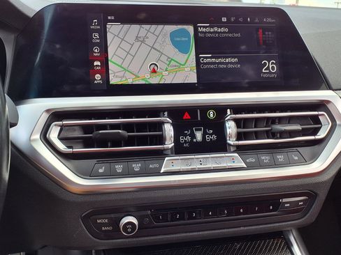 Used 2023 BMW M4 xDrive Competition w/ Executive Package image 9