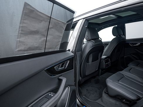 New 2025 Audi Q8 Premium Plus image 16