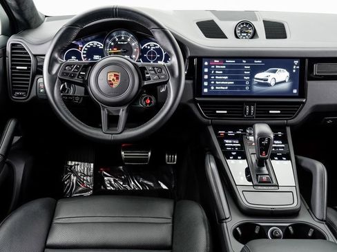 Certified 2022 Porsche Cayenne Turbo GT image 26
