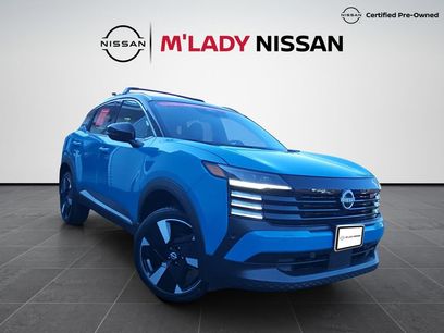 Certified 2025 Nissan Kicks SR w/ Illumination Package