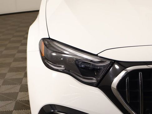 Used 2026 Mercedes-Benz E 53 AMG e 4MATIC Sedan image 18