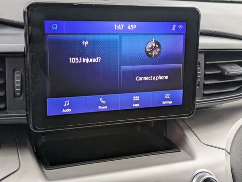 Used 2021 Ford Explorer XLT image 12