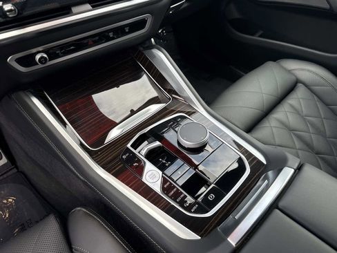 Certified 2025 BMW X6 xDrive40i image 27
