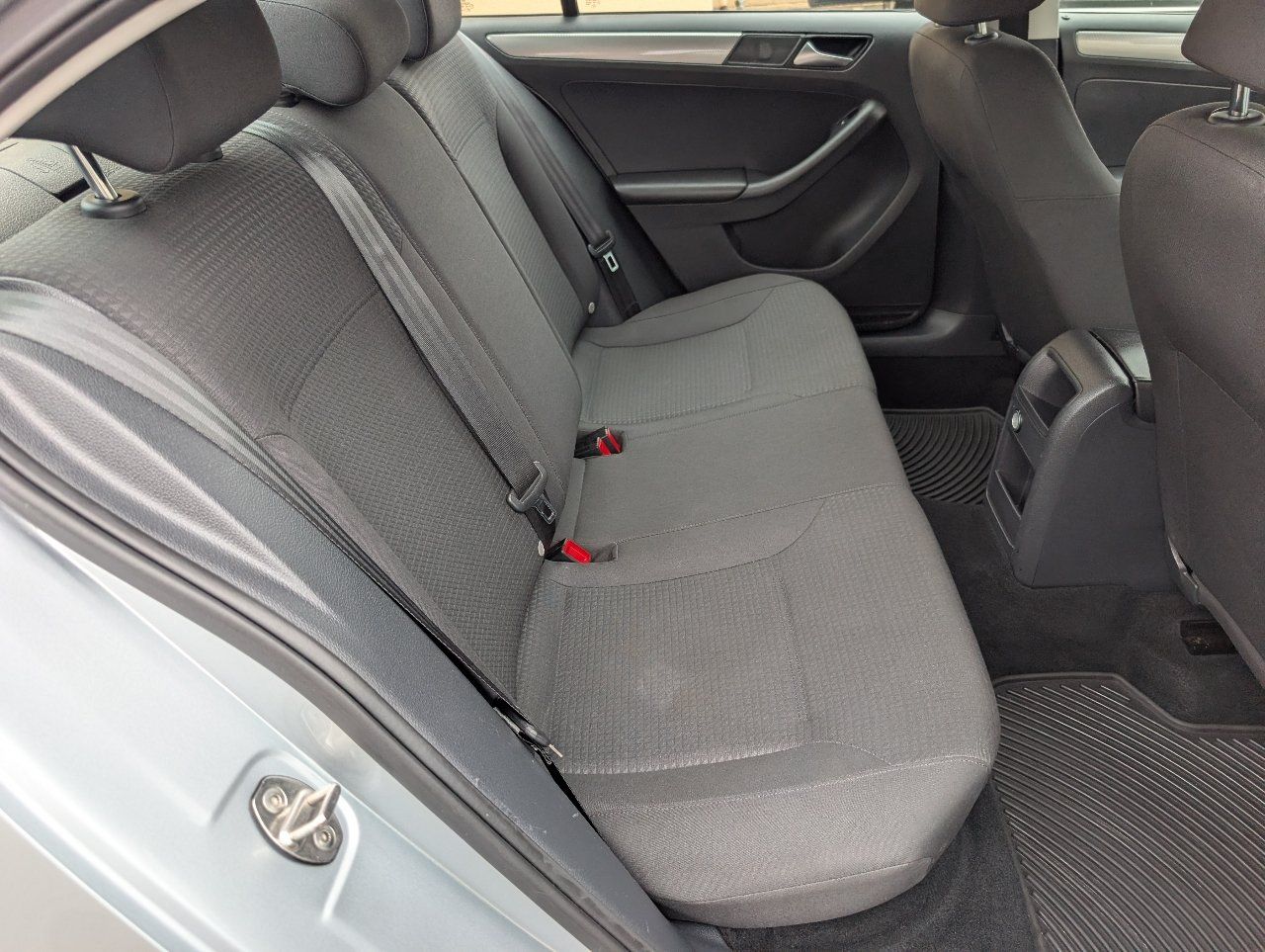 Used 2015 Volkswagen Jetta SE FWD image 5