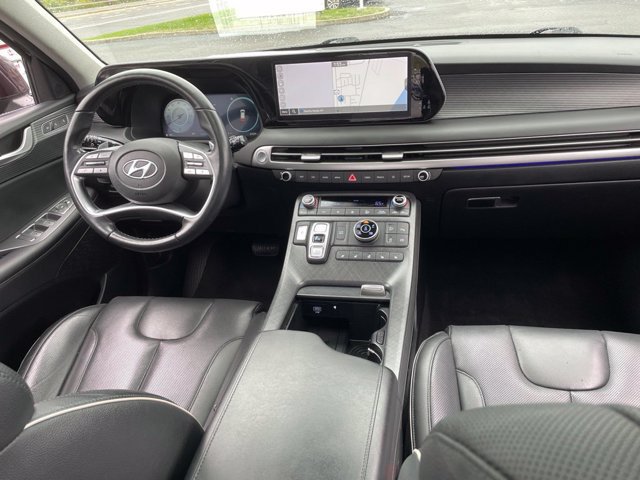 Used 2024 Hyundai Palisade Limited AWD/4WD image 17