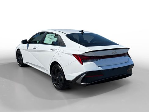 New 2026 Hyundai Elantra SEL Sport Premium FWD image 3
