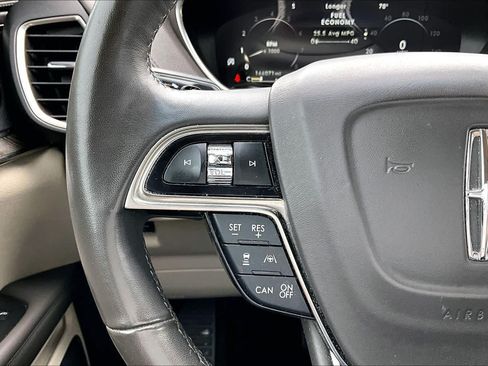 Used 2019 Lincoln Nautilus Reserve FWD image 24