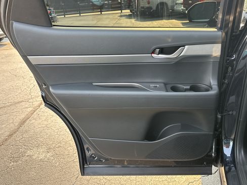 Used 2023 Hyundai Palisade SEL w/ Cargo Package FWD image 22