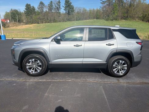 New 2026 Chevrolet Equinox LT AWD/4WD image 4