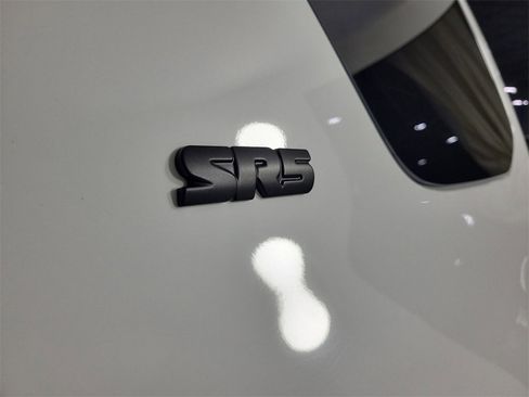 Used 2024 Toyota 4Runner SR5 Premium w/ Moonroof Package image 8