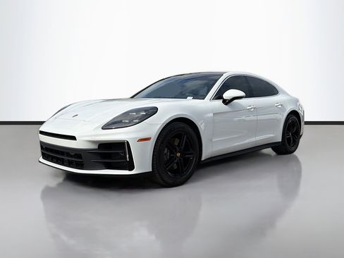 Used 2025 Porsche Panamera 4 image 7