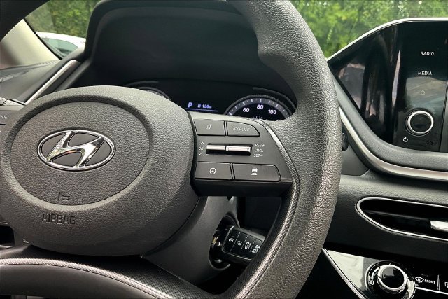 Used 2021 Hyundai Sonata SE FWD image 12