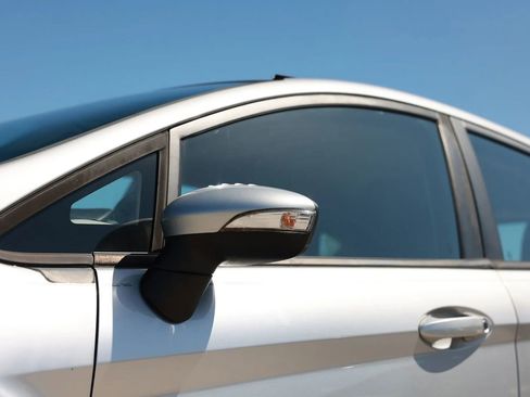 Used 2013 Ford Fiesta SE image 31