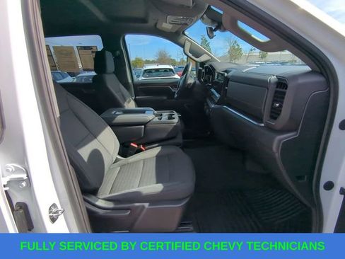 Used 2025 Chevrolet Silverado 2500 LT w/ Convenience Package image 50