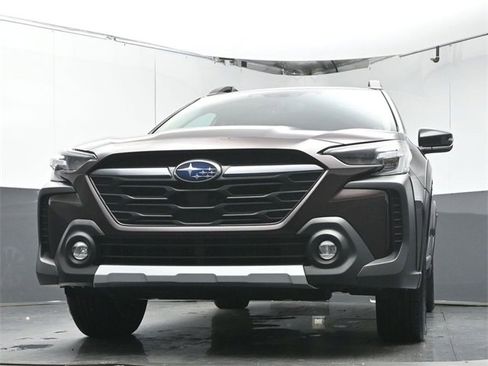Used 2024 Subaru Outback Limited image 35