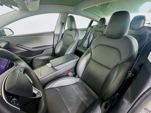 Used 2024 Tesla Model 3 image 13