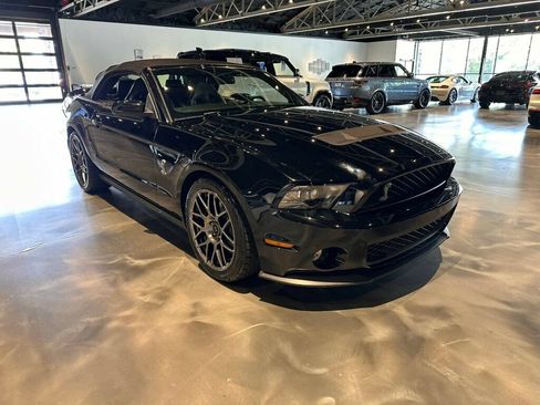 Used 2012 Ford Mustang Shelby GT500 w/ SVT Performance Pkg RWD image 11