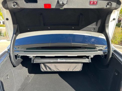 Used 2014 Mercedes-Benz E 350 Sedan image 13