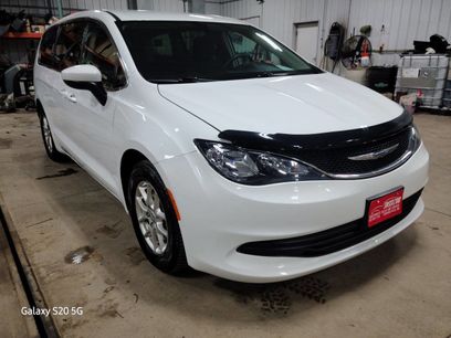 Used 2017 Chrysler Pacifica LX