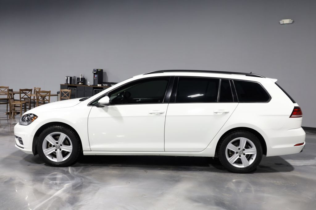 Used 2018 Volkswagen Golf SE FWD image 4