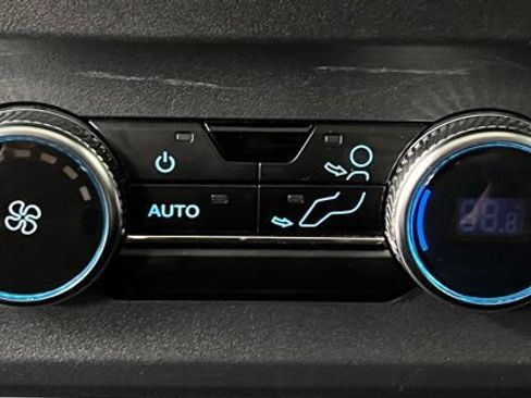 Used 2025 Ford Expedition Active AWD/4WD image 47