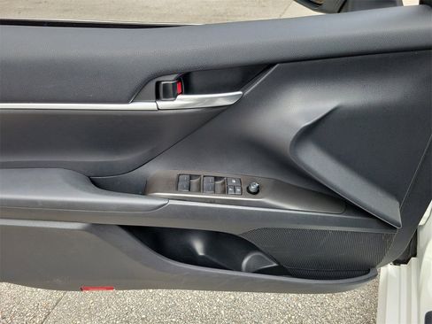 Used 2024 Toyota Camry LE image 13